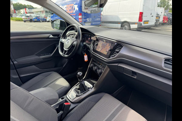 Volkswagen T-Roc 1.0 TSI Style Panorama Virtual Stuurverw. Camera Led