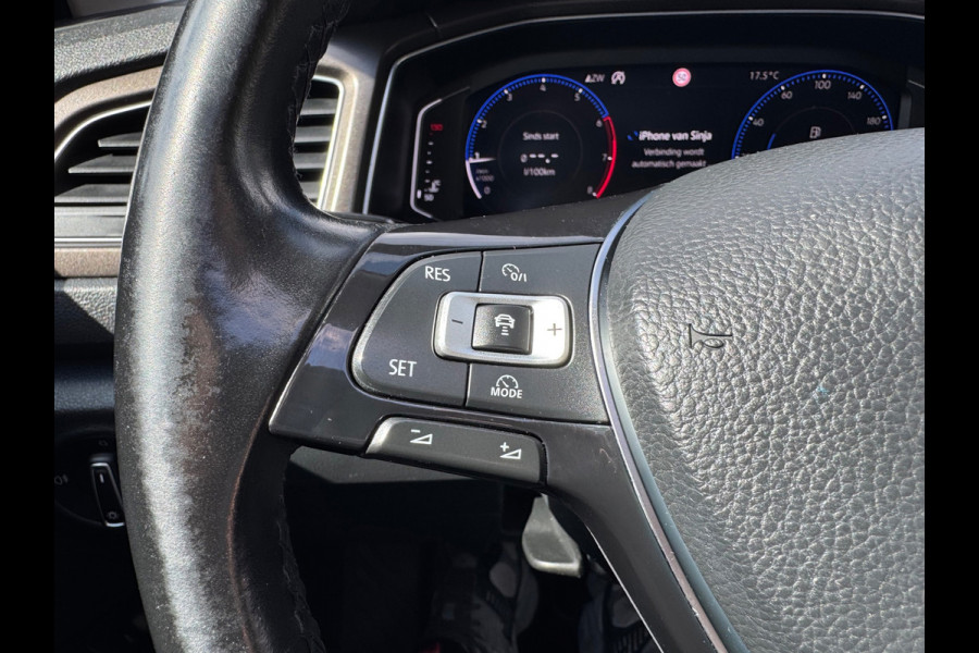 Volkswagen T-Roc 1.0 TSI Style Panorama Virtual Stuurverw. Camera Led