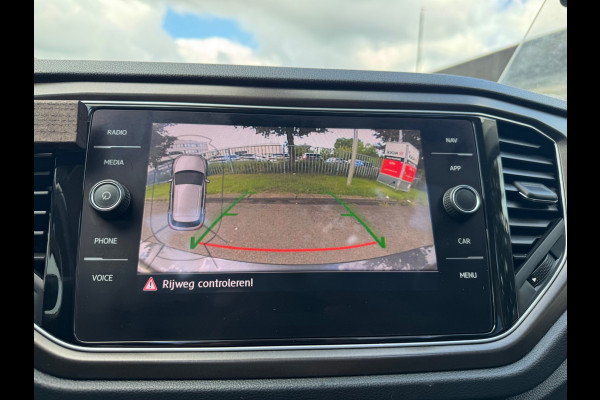 Volkswagen T-Roc 1.0 TSI Style Panorama Virtual Stuurverw. Camera Led