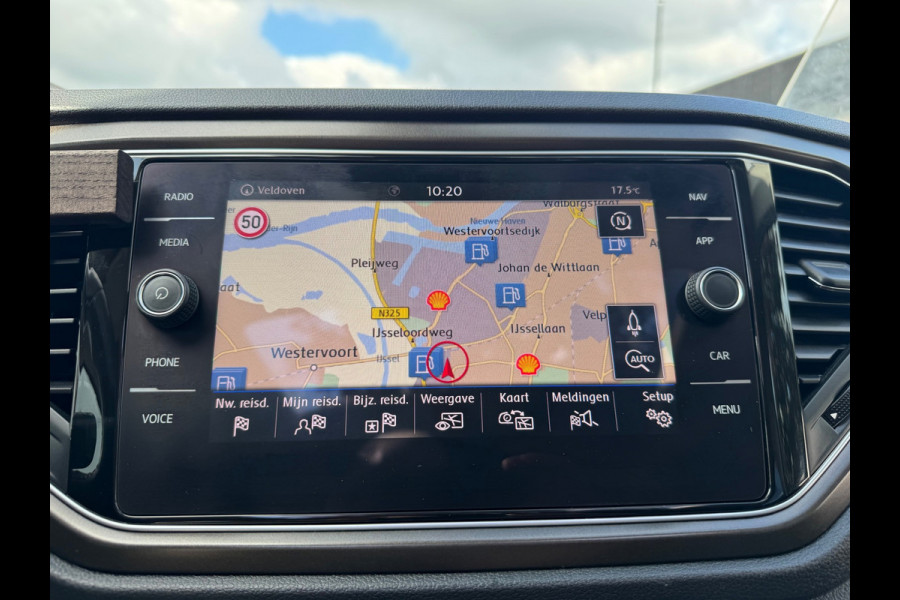 Volkswagen T-Roc 1.0 TSI Style Panorama Virtual Stuurverw. Camera Led