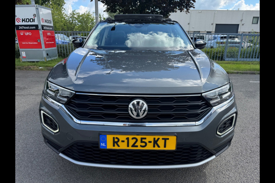 Volkswagen T-Roc 1.0 TSI Style Panorama Virtual Stuurverw. Camera Led