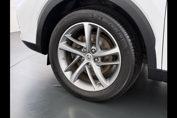 MG EHS 1.5 TGDI Luxury VAN: 22.900,- VOOR: 19.377,- UW WKVOORDEEL: 3.523,- | PHEV | MEGA COMPLEET! | COMPLETE HISTORIE AANWEZIG | FABRIEKSGARANTIE T/M 06-2029 | 52km WLTP ELECTR RIJBEREIK, TOTAAL RIJBEREIK TOT 1.000km!