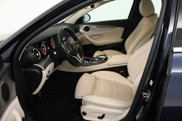 Mercedes-Benz E-Klasse 200 Business Solution (TREKHAAK, STOELVERWARMING, SFEERVERLICHTING, ELEKTR STOELEN, CAMERA)