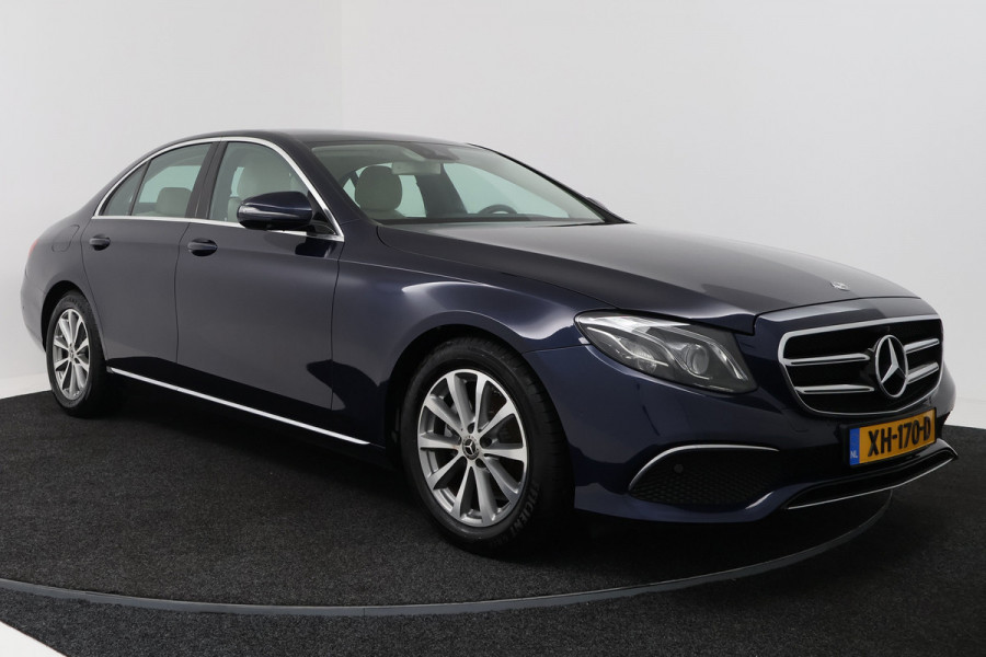 Mercedes-Benz E-Klasse 200 Business Solution (TREKHAAK, STOELVERWARMING, SFEERVERLICHTING, ELEKTR STOELEN, CAMERA)
