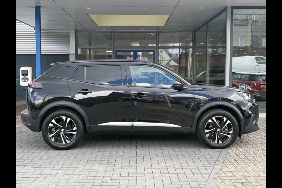 Peugeot e-2008 EV Allure Pack 50 kWh | 93,9% SOH | Navi | Achteruitrijcamera | Cruise Control | Climate Control |
