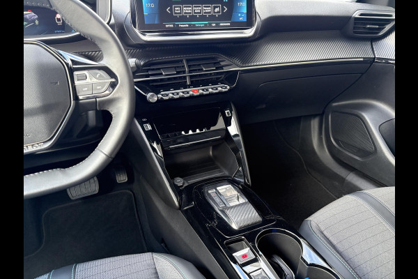 Peugeot e-2008 EV Allure Pack 50 kWh | 93,9% SOH | Navi | Achteruitrijcamera | Cruise Control | Climate Control |