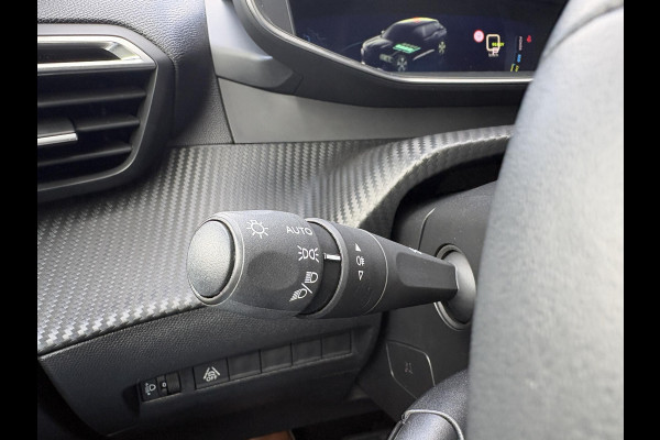 Peugeot e-2008 EV Allure Pack 50 kWh | 93,9% SOH | Navi | Achteruitrijcamera | Cruise Control | Climate Control |