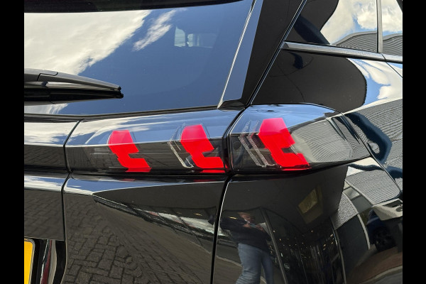 Peugeot e-2008 EV Allure Pack 50 kWh | 93,9% SOH | Navi | Achteruitrijcamera | Cruise Control | Climate Control |