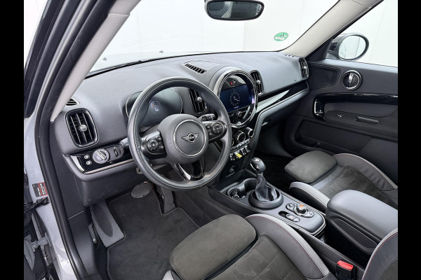 MINI Countryman 1.5 Cooper S E ALL4 VAN: 26.900,- VOOR: 23.330,- UW WKVOORDEEL: 3.570,- | PHEV Plug-in Hybride | Direct Rijklaar & Leverbaar | Panorama Dak | Stoelverwarming | Adaptieve Cruise Control | CarPlay & Camera | 12 Mnd BOVAG Garantie