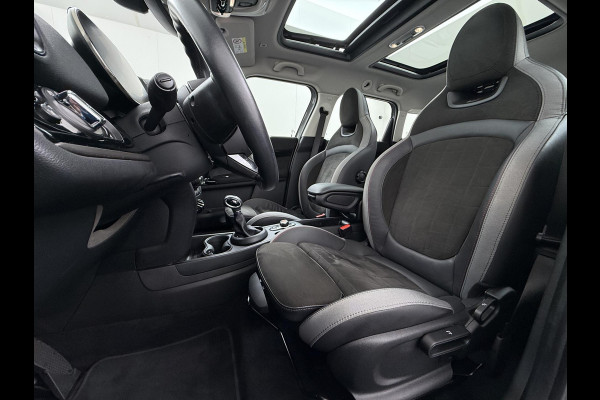 MINI Countryman 1.5 Cooper S E ALL4 VAN: 26.900,- VOOR: 23.330,- UW WKVOORDEEL: 3.570,- | PHEV Plug-in Hybride | Direct Rijklaar & Leverbaar | Panorama Dak | Stoelverwarming | Adaptieve Cruise Control | CarPlay & Camera | 12 Mnd BOVAG Garantie