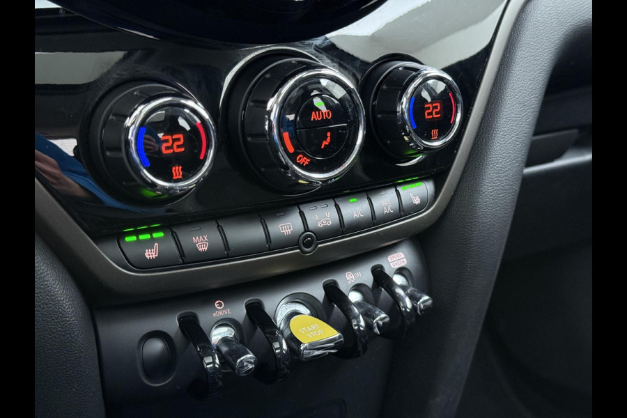 MINI Countryman 1.5 Cooper S E ALL4 VAN: 26.900,- VOOR: 23.330,- UW WKVOORDEEL: 3.570,- | PHEV Plug-in Hybride | Direct Rijklaar & Leverbaar | Panorama Dak | Stoelverwarming | Adaptieve Cruise Control | CarPlay & Camera | 12 Mnd BOVAG Garantie