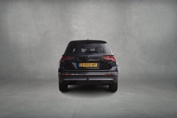 Volkswagen Tiguan 2.0 TSI 4Motion Highline | Trekhaak | Apple CarPlay | Camera | Stoelverwarming