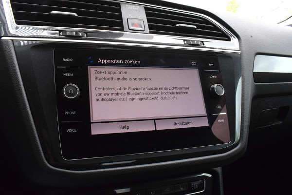 Volkswagen Tiguan 2.0 TSI 4Motion Highline | Trekhaak | Apple CarPlay | Camera | Stoelverwarming
