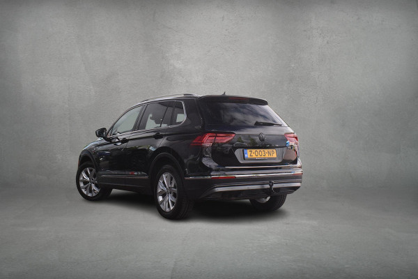 Volkswagen Tiguan 2.0 TSI 4Motion Highline | Trekhaak | Apple CarPlay | Camera | Stoelverwarming