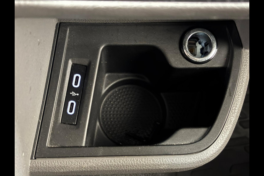 Volkswagen Transporter 2.0 TDI L1H1 30 Comfortline Airco Cruise Control Apple Carplay Side-bars Licht Metalen velgen Verwarmbare voorstoelen