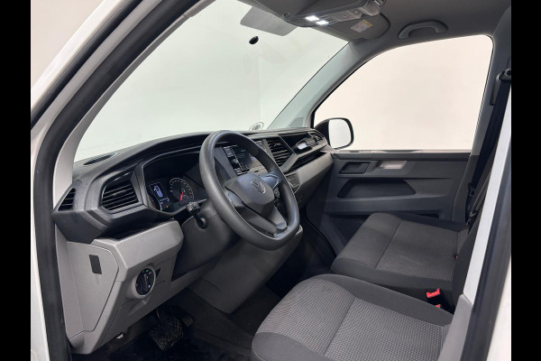 Volkswagen Transporter 2.0 TDI L1H1 30 Comfortline Airco Cruise Control Apple Carplay Side-bars Licht Metalen velgen Verwarmbare voorstoelen