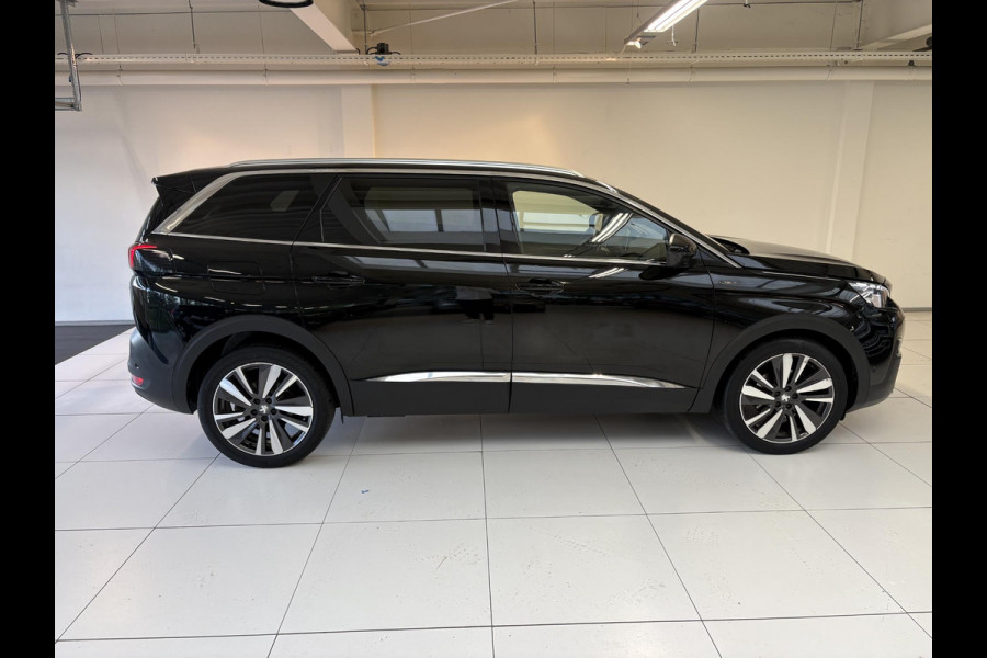 Peugeot 5008 1.2 PureTech GT-Line Avantage .