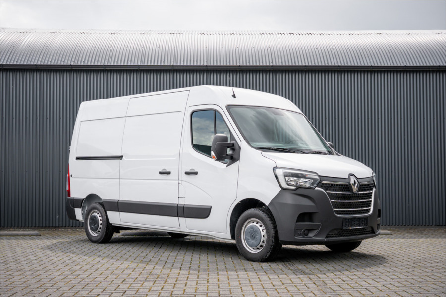 Renault Master Bleu DCI 135PK | L2H2 | Nieuw | Navi | 3-Zits | LED | Cruise | Airco
