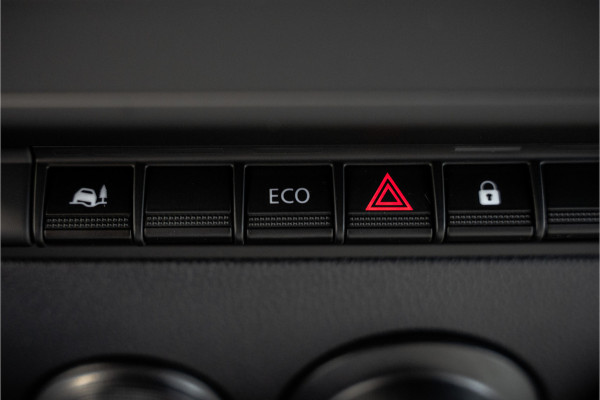 Renault Master **Bleu DCI 135PK | L2H2 | Nieuw | Navi | 3-Zits | LED | Cruise | Airco**