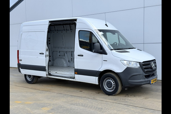 Mercedes-Benz eSprinter 312 55 kWh L2H2 168km WLTP 92,2% (SOH) L2H2 80kw Snelladen Climate Control Laadkabel Stoelverwarming