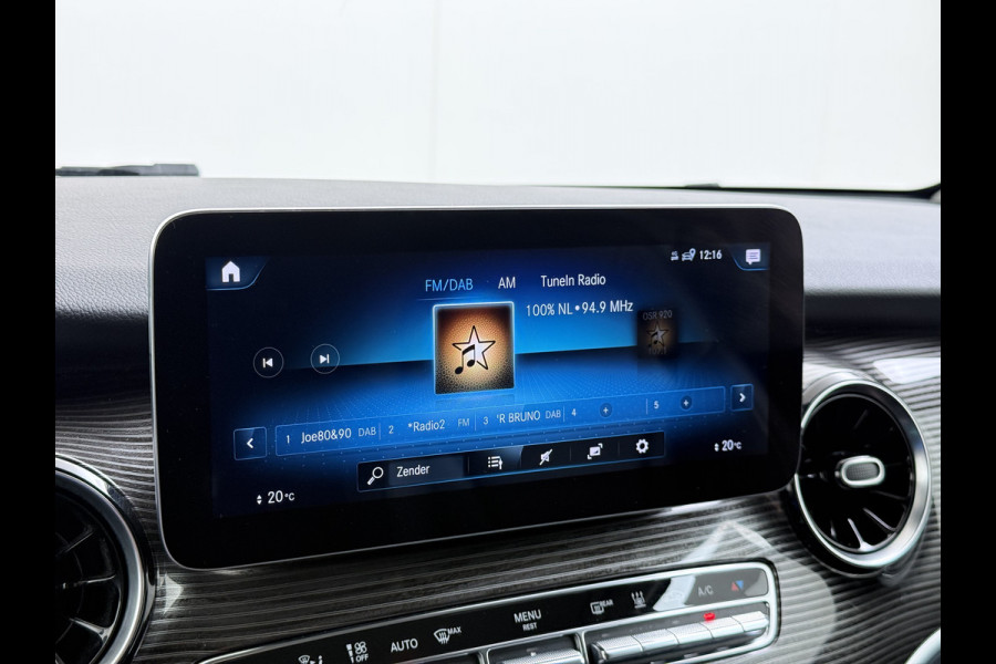 Mercedes-Benz V-Klasse 300d 4-MATIC Extra Lang Dubbele Cabine 5-Persoons 2X Elek.Schuifdeur Trekhaak Apple Carplay Android Auto Navi* Camera Cruise Con Stoelverwarming Lmv 20" Privacy Glas Led Isofix DAB Elek.Achterklep 2.000KG Trekgewicht