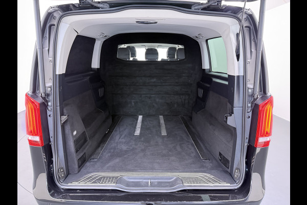 Mercedes-Benz V-Klasse 300d 4-MATIC Extra Lang Dubbele Cabine 5-Persoons 2X Elek.Schuifdeur Trekhaak Apple Carplay Android Auto Navi* Camera Cruise Con Stoelverwarming Lmv 20" Privacy Glas Led Isofix DAB Elek.Achterklep 2.000KG Trekgewicht
