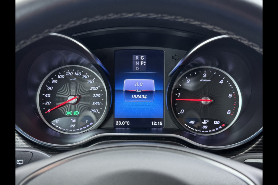 Mercedes-Benz V-Klasse 300d 4-MATIC Extra Lang Dubbele Cabine 5-Persoons 2X Elek.Schuifdeur Trekhaak Apple Carplay Android Auto Navi* Camera Cruise Con Stoelverwarming Lmv 20" Privacy Glas Led Isofix DAB Elek.Achterklep 2.000KG Trekgewicht