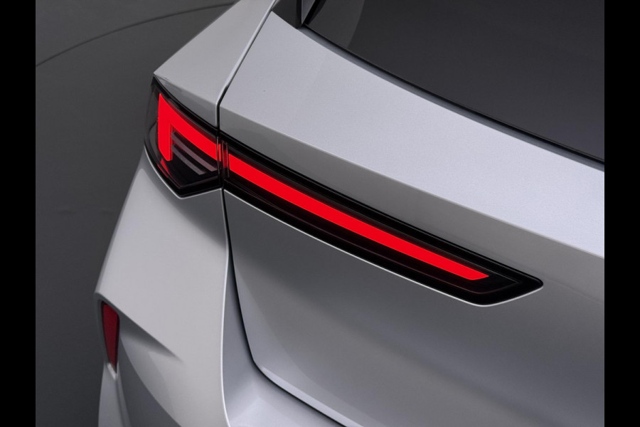 Opel Astra Electric 54 kWh VAN: 26.900,- VOOR: 24.440,- UW WKVOORDEEL: 2.460,- | GS | 3-FASE | SOH 95% | AFNEEMBARE TREKHAAK | NET ONDERHOUD GEHAD / DIRECT LEVERBAAR | STOEL- & STUURVERWARMING | 360° CAMERA | ORIGINEEL NL AUTO |