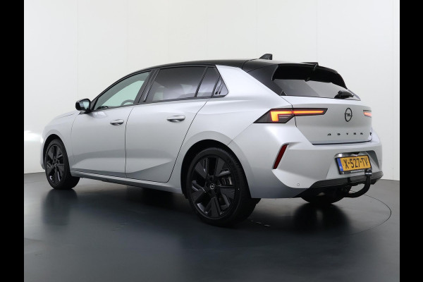 Opel Astra Electric 54 kWh VAN: 26.900,- VOOR: 24.440,- UW WKVOORDEEL: 2.460,- | GS | 3-FASE | SOH 95% | AFNEEMBARE TREKHAAK | NET ONDERHOUD GEHAD / DIRECT LEVERBAAR | STOEL- & STUURVERWARMING | 360° CAMERA | ORIGINEEL NL AUTO |