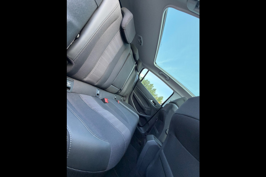 Peugeot 308 1.2 PureTech Premium / Pano / Riem is Vervangen