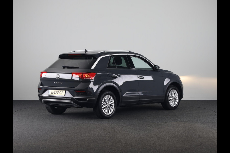Volkswagen T-Roc 1.5 TSI Style Business 150PK | Automaat | Navigatie | Digitaal dashboard | Camera