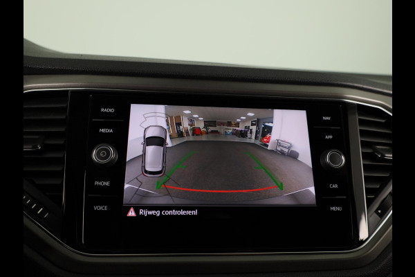 Volkswagen T-Roc 1.5 TSI Style Business 150PK | Automaat | Navigatie | Digitaal dashboard | Camera