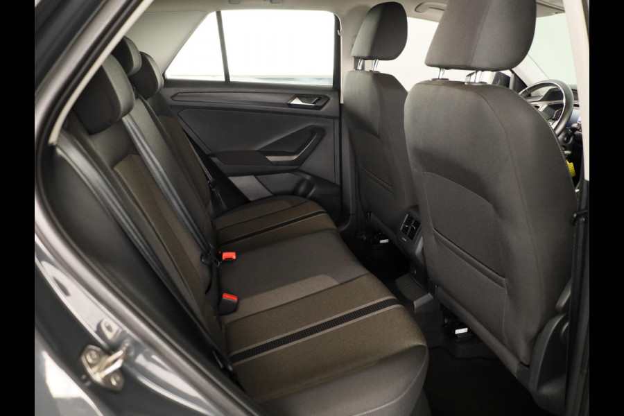 Volkswagen T-Roc 1.5 TSI Style Business 150PK | Automaat | Navigatie | Digitaal dashboard | Camera