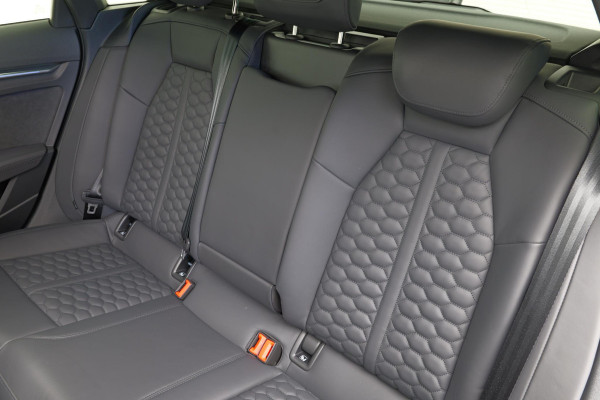 Audi RS3 Sportback 2.5 TFSI quattro |Pano|Ceramic|360|Massage|Nieuwstaat!|