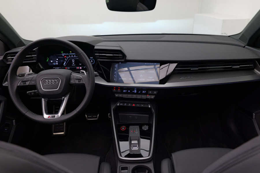 Audi RS3 Sportback 2.5 TFSI quattro |Pano|Ceramic|360|Massage|Nieuwstaat!|