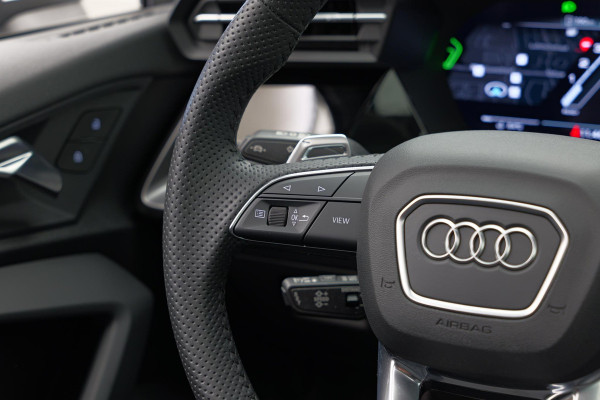 Audi RS3 Sportback 2.5 TFSI quattro |Pano|Ceramic|360|Massage|Nieuwstaat!|