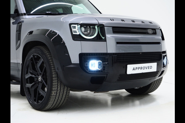 Land Rover Defender 110 2.0 P400e 110 Urban WideTrack Look | Panoramadak | Explorer Pack | Sidesteps | Lightbar | Trekhaak | Meridian
