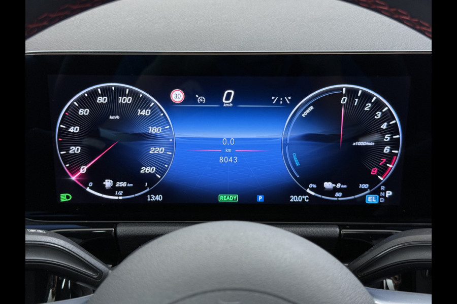 Mercedes-Benz GLA 250 e AMG Line | Pano Night Carplay