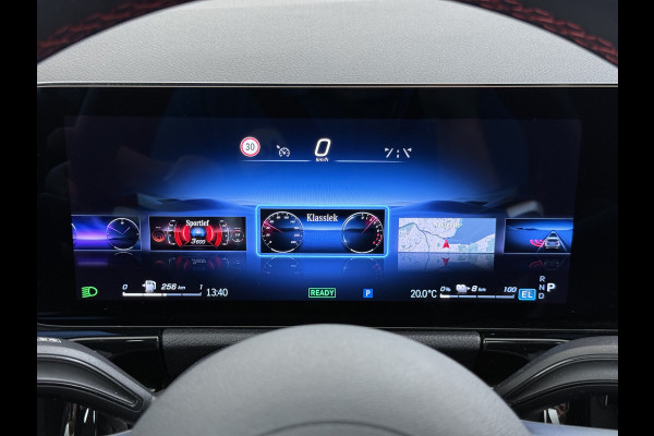 Mercedes-Benz GLA 250 e AMG Line | Pano Night Carplay