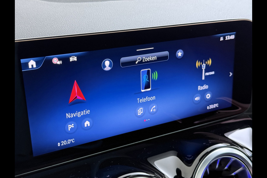 Mercedes-Benz GLA 250 e AMG Line | Pano Night Carplay