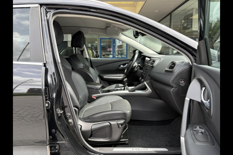 Renault Kadjar 1.2 TCe Intens 115pk | Panoramadak | Trekhaak | Navi | Dodehoeksensoren | Achteruitrijcamera |