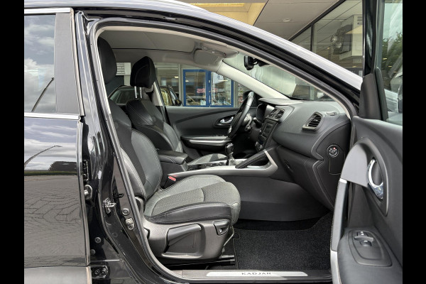Renault Kadjar 1.2 TCe Intens 115pk | Panoramadak | Trekhaak | Navi | Dodehoeksensoren | Achteruitrijcamera |