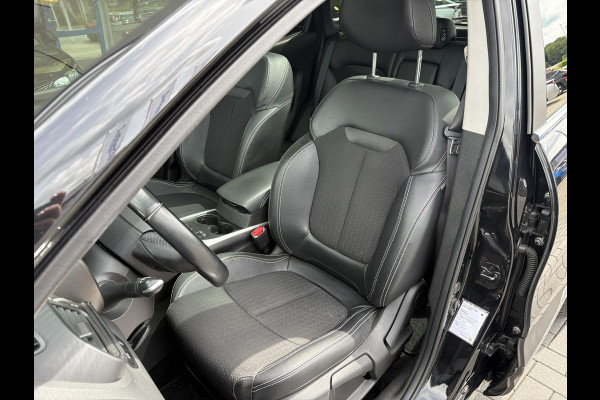 Renault Kadjar 1.2 TCe Intens 115pk | Panoramadak | Trekhaak | Navi | Dodehoeksensoren | Achteruitrijcamera |