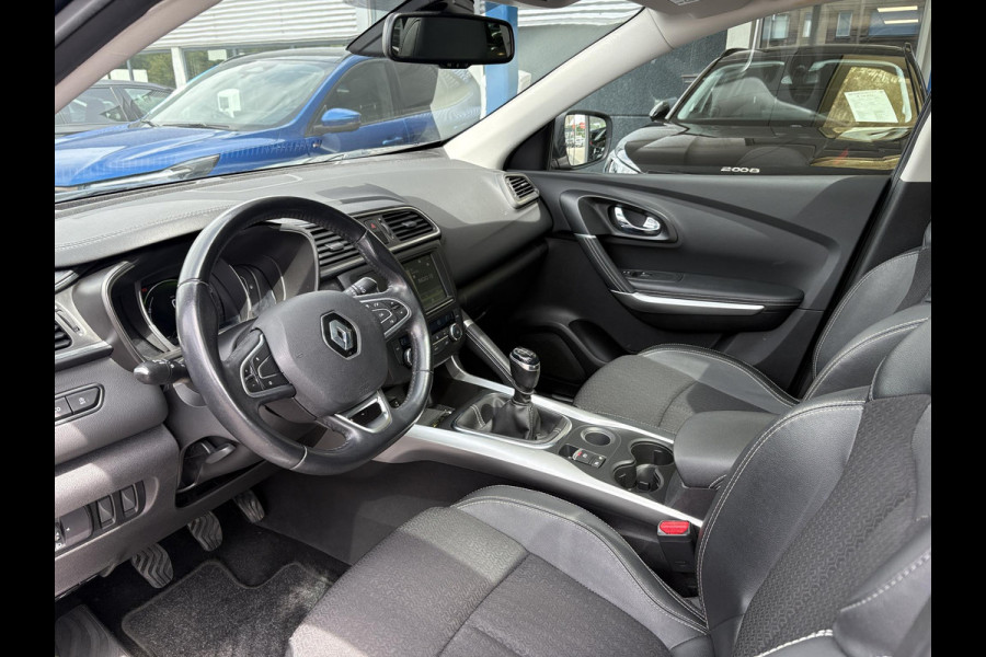 Renault Kadjar 1.2 TCe Intens 115pk | Panoramadak | Trekhaak | Navi | Dodehoeksensoren | Achteruitrijcamera |