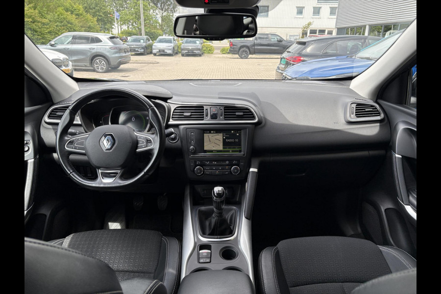 Renault Kadjar 1.2 TCe Intens 115pk | Panoramadak | Trekhaak | Navi | Dodehoeksensoren | Achteruitrijcamera |