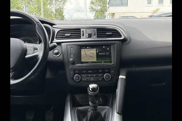 Renault Kadjar 1.2 TCe Intens 115pk | Panoramadak | Trekhaak | Navi | Dodehoeksensoren | Achteruitrijcamera |