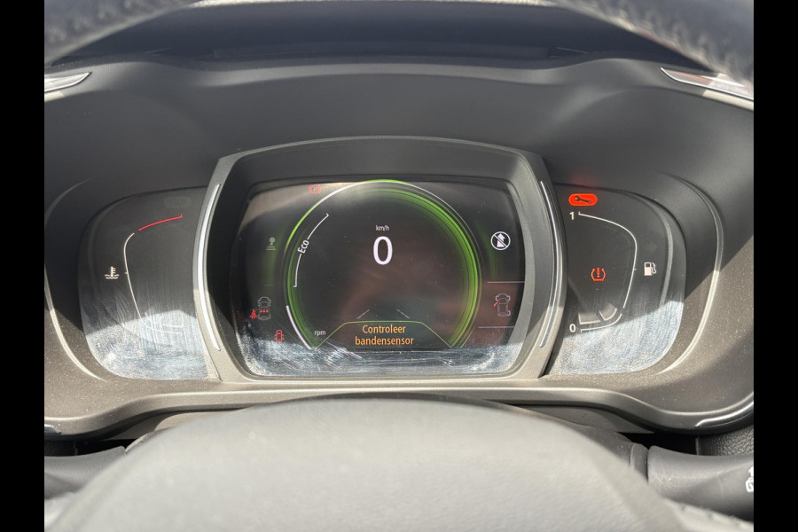 Renault Kadjar 1.2 TCe Intens 115pk | Panoramadak | Trekhaak | Navi | Dodehoeksensoren | Achteruitrijcamera |