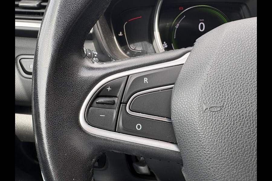 Renault Kadjar 1.2 TCe Intens 115pk | Panoramadak | Trekhaak | Navi | Dodehoeksensoren | Achteruitrijcamera |