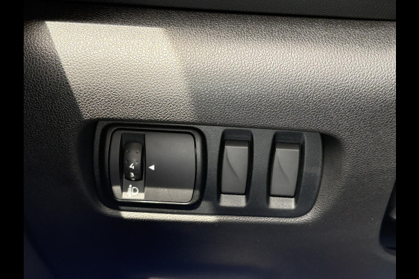 Renault Kadjar 1.2 TCe Intens 115pk | Panoramadak | Trekhaak | Navi | Dodehoeksensoren | Achteruitrijcamera |