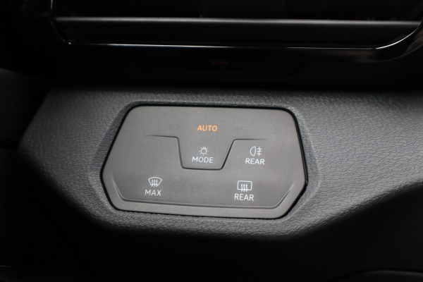 Volkswagen ID.4 Pure 52 kWh | Acc | Sfeerverlichting | Navi |